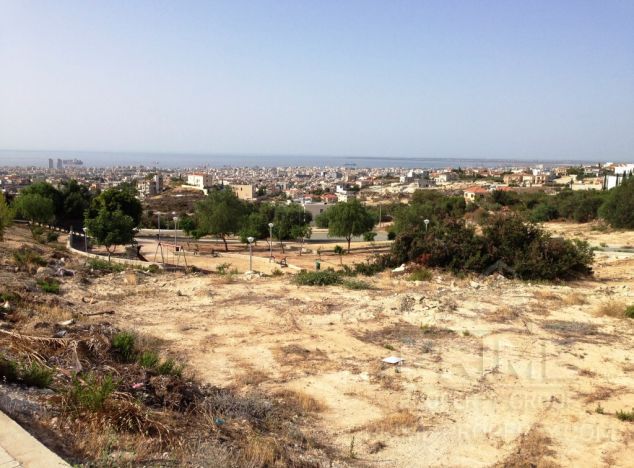 Ziemia w rejonie Limassol (Agios Athanasios) na sprzedaż
