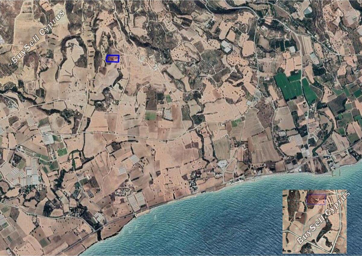 Ziemia w rejonie Larnaca (Maroni) na sprzedaż